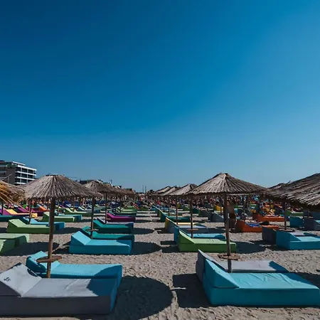 Appartamento Azur Queen - Pool & *