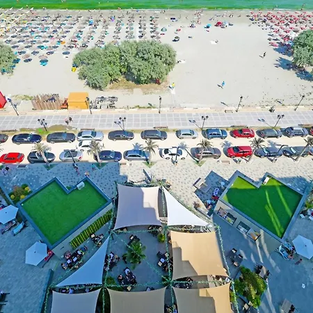 Azur Queen - Pool & *