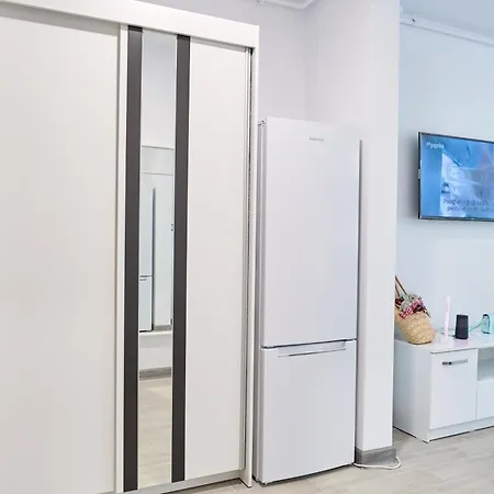 Azur Queen - Pool & Appartamento